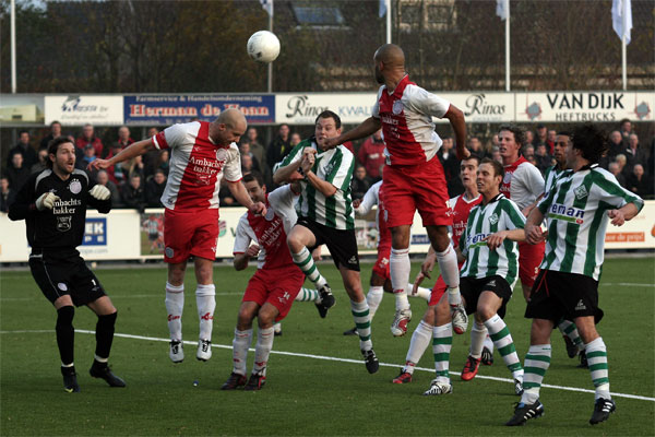 SC Genemuiden - IJsselmeervogels (Foto Helmich Lubberts).